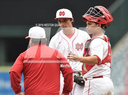 Thumbnail 2 in Tustin vs. Mater Dei photogallery.