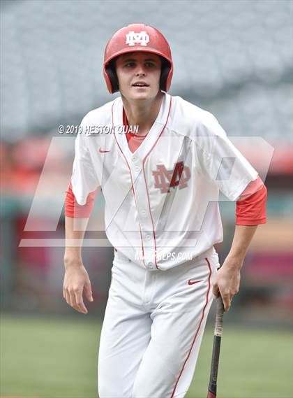 Thumbnail 2 in Tustin vs. Mater Dei photogallery.
