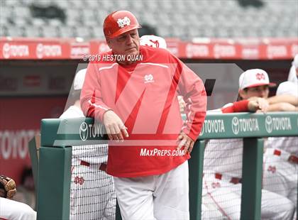 Thumbnail 3 in Tustin vs. Mater Dei photogallery.