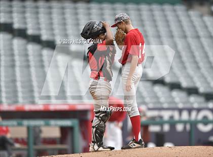Thumbnail 1 in Tustin vs. Mater Dei photogallery.