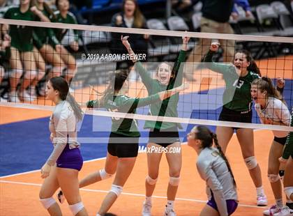 Thumbnail 1 in Episcopal vs. Fountain Lake (AAA 3A Final) photogallery.
