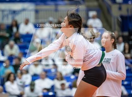 Thumbnail 1 in Episcopal vs. Fountain Lake (AAA 3A Final) photogallery.
