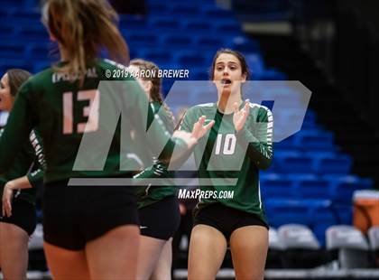 Thumbnail 1 in Episcopal vs. Fountain Lake (AAA 3A Final) photogallery.