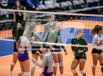 Thumbnail 1 in Episcopal vs. Fountain Lake (AAA 3A Final) photogallery.