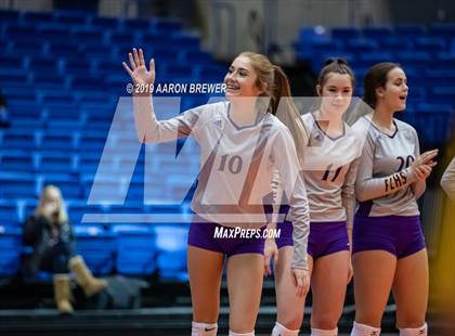 Thumbnail 3 in Episcopal vs. Fountain Lake (AAA 3A Final) photogallery.