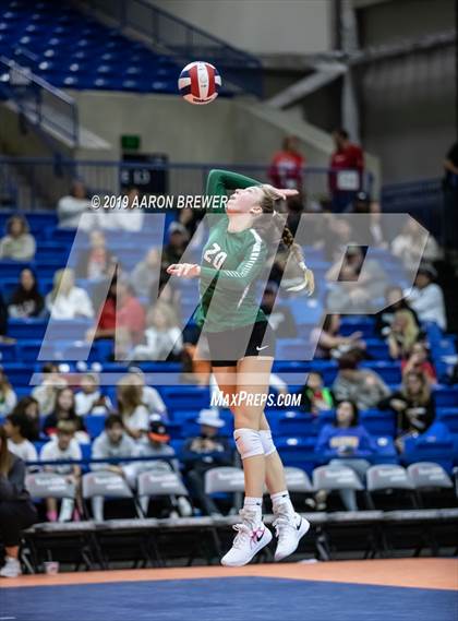 Thumbnail 2 in Episcopal vs. Fountain Lake (AAA 3A Final) photogallery.