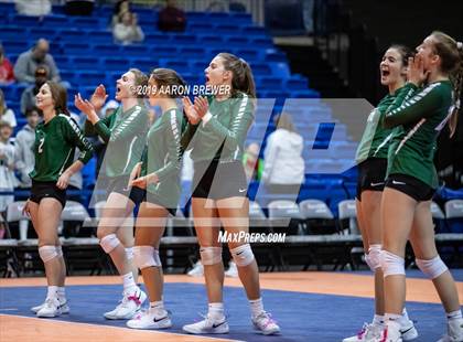 Thumbnail 1 in Episcopal vs. Fountain Lake (AAA 3A Final) photogallery.