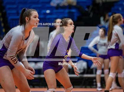 Thumbnail 1 in Episcopal vs. Fountain Lake (AAA 3A Final) photogallery.