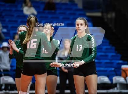 Thumbnail 2 in Episcopal vs. Fountain Lake (AAA 3A Final) photogallery.