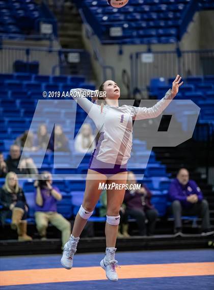 Thumbnail 1 in Episcopal vs. Fountain Lake (AAA 3A Final) photogallery.