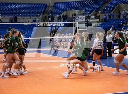Thumbnail 1 in Episcopal vs. Fountain Lake (AAA 3A Final) photogallery.