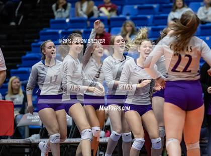 Thumbnail 1 in Episcopal vs. Fountain Lake (AAA 3A Final) photogallery.