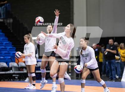 Thumbnail 2 in Episcopal vs. Fountain Lake (AAA 3A Final) photogallery.