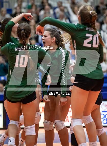 Thumbnail 1 in Episcopal vs. Fountain Lake (AAA 3A Final) photogallery.