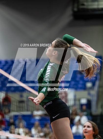 Thumbnail 3 in Episcopal vs. Fountain Lake (AAA 3A Final) photogallery.