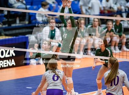 Thumbnail 1 in Episcopal vs. Fountain Lake (AAA 3A Final) photogallery.