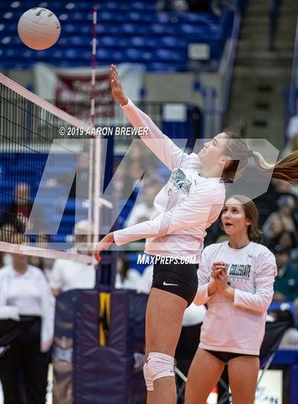 Thumbnail 3 in Episcopal vs. Fountain Lake (AAA 3A Final) photogallery.