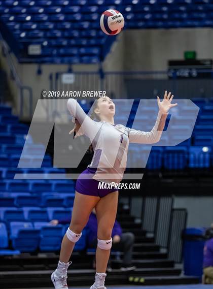 Thumbnail 3 in Episcopal vs. Fountain Lake (AAA 3A Final) photogallery.