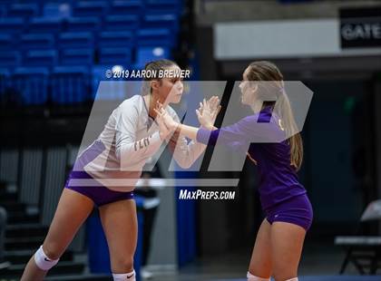 Thumbnail 1 in Episcopal vs. Fountain Lake (AAA 3A Final) photogallery.