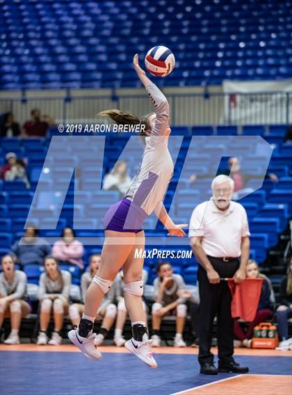 Thumbnail 2 in Episcopal vs. Fountain Lake (AAA 3A Final) photogallery.
