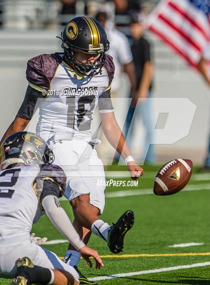 Thumbnail 1 in Liberty vs. Giddings photogallery.