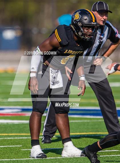 Thumbnail 3 in Liberty vs. Giddings photogallery.