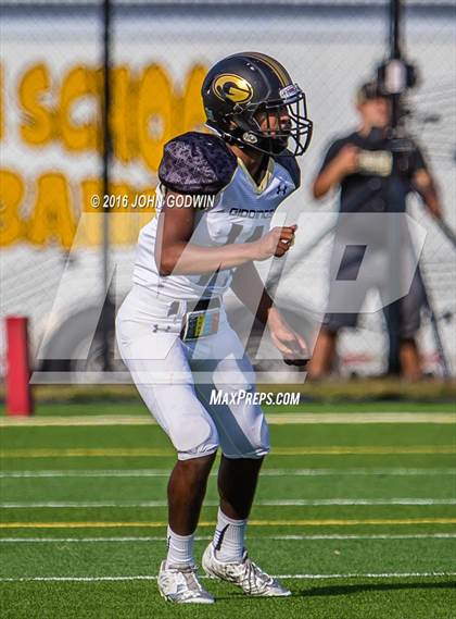 Thumbnail 2 in Liberty vs. Giddings photogallery.