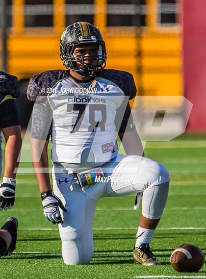 Thumbnail 2 in Liberty vs. Giddings photogallery.