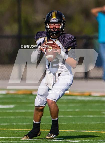 Thumbnail 1 in Liberty vs. Giddings photogallery.
