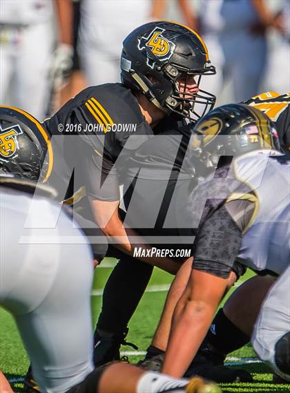 Thumbnail 2 in Liberty vs. Giddings photogallery.