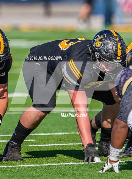 Thumbnail 2 in Liberty vs. Giddings photogallery.