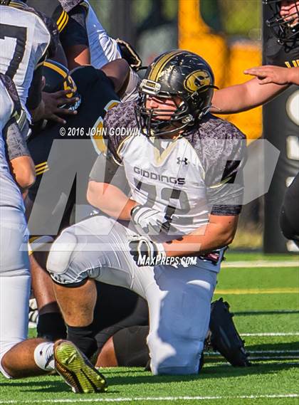 Thumbnail 3 in Liberty vs. Giddings photogallery.