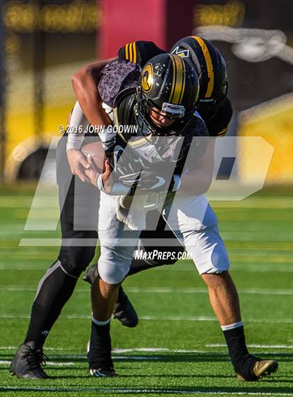 Thumbnail 3 in Liberty vs. Giddings photogallery.