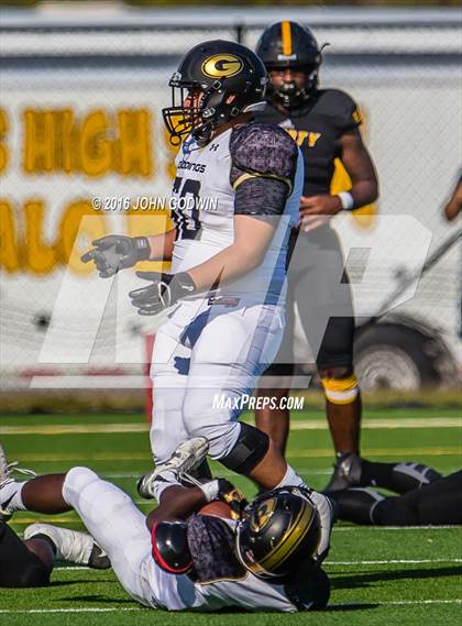 Thumbnail 2 in Liberty vs. Giddings photogallery.