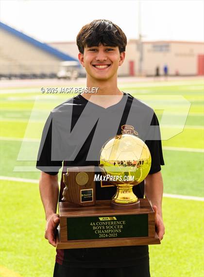 Thumbnail 1 in Salpointe Catholic vs Saguaro (AIA 4A Final Awards) photogallery.