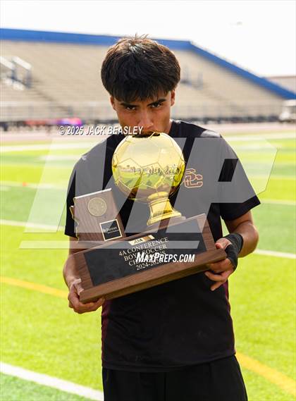 Thumbnail 1 in Salpointe Catholic vs Saguaro (AIA 4A Final Awards) photogallery.
