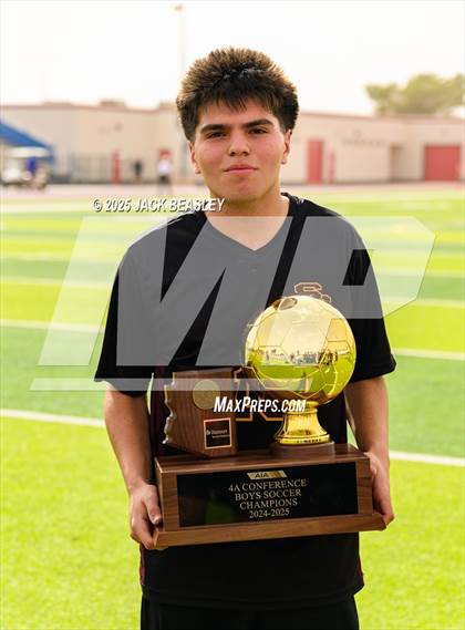 Thumbnail 2 in Salpointe Catholic vs Saguaro (AIA 4A Final Awards) photogallery.