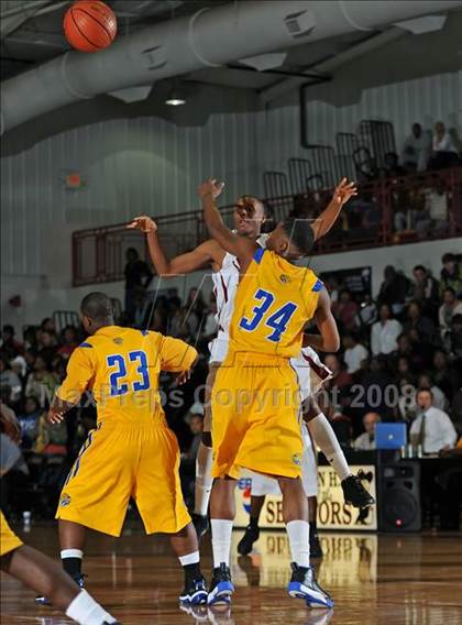 Thumbnail 3 in Sparkman vs. Johnson photogallery.
