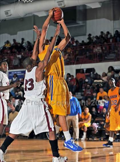 Thumbnail 3 in Sparkman vs. Johnson photogallery.