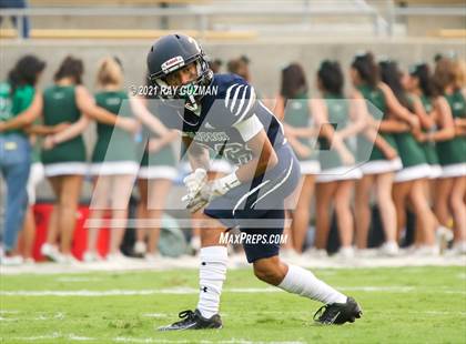 Thumbnail 2 in Clovis East vs. Dinuba photogallery.