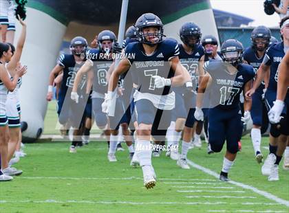 Thumbnail 2 in Clovis East vs. Dinuba photogallery.