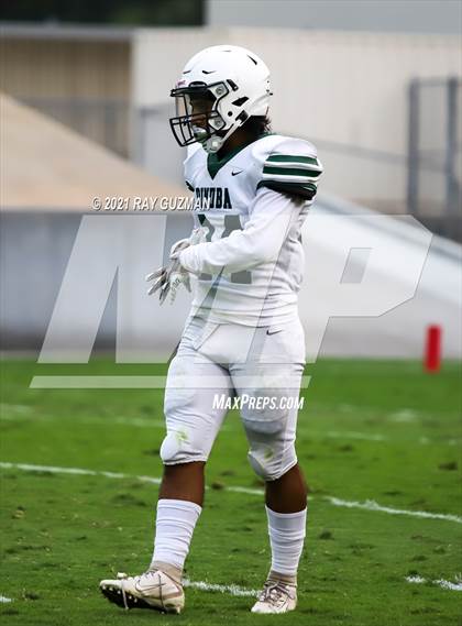 Thumbnail 3 in Clovis East vs. Dinuba photogallery.
