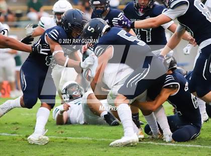 Thumbnail 1 in Clovis East vs. Dinuba photogallery.