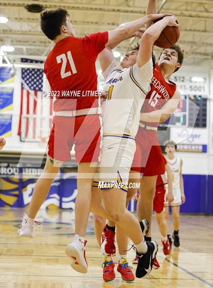 Thumbnail 1 in Beechwood @ Newport Central Catholic photogallery.