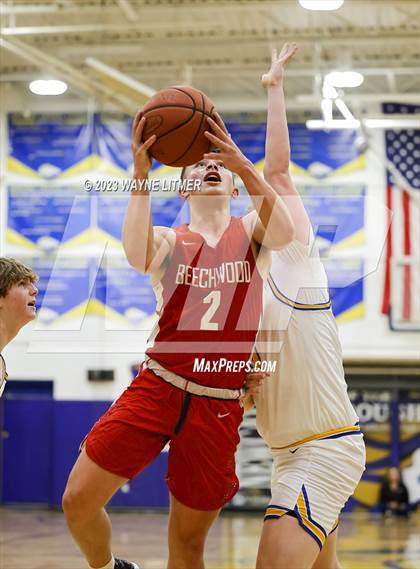 Thumbnail 1 in Beechwood @ Newport Central Catholic photogallery.