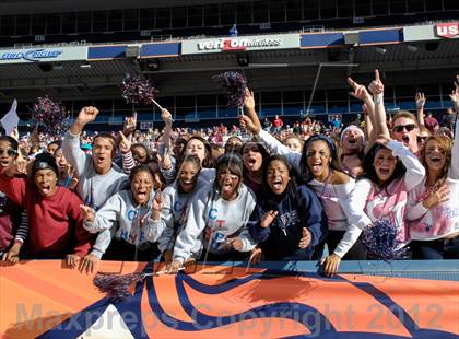 Thumbnail 2 in Valor Christian vs. Cherokee Trail (CHSAA 5A Final) photogallery.