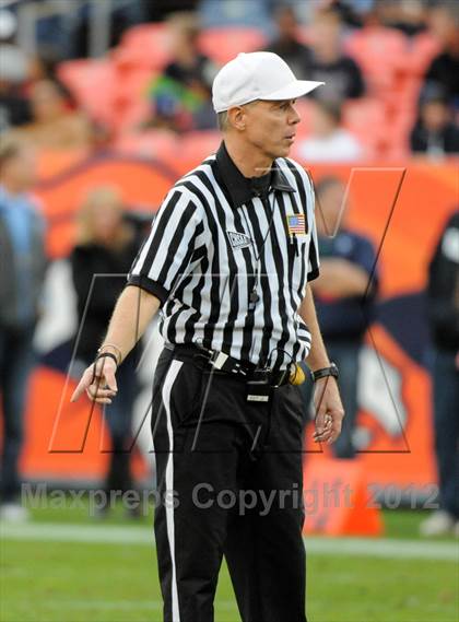 Thumbnail 2 in Valor Christian vs. Cherokee Trail (CHSAA 5A Final) photogallery.