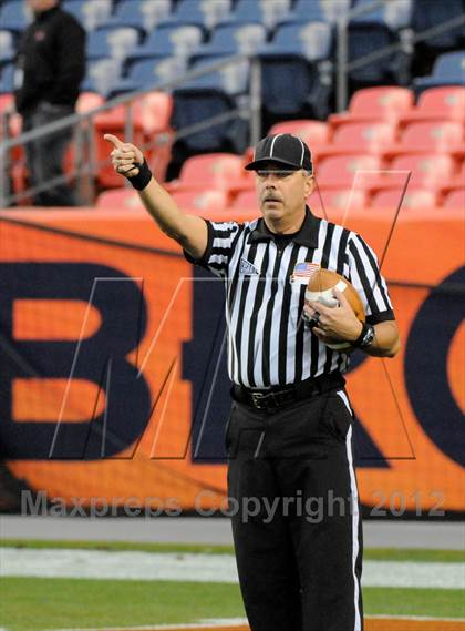 Thumbnail 3 in Valor Christian vs. Cherokee Trail (CHSAA 5A Final) photogallery.