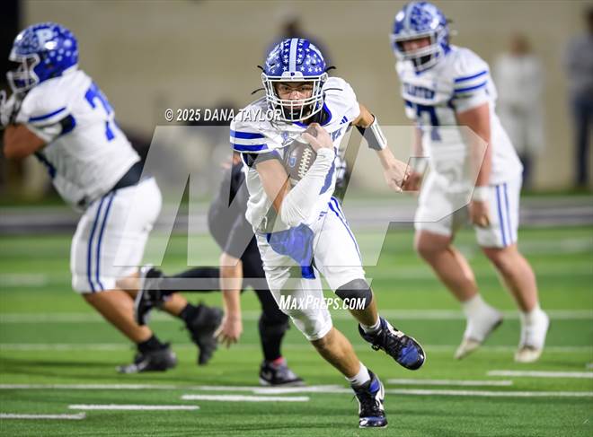 Photo 38 in the Peaster vs Grandview (Texas UIL 3A D1 Semifinal) Photo ...