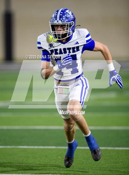 Thumbnail 1 in Peaster vs Grandview (Texas UIL 3A D1 Semifinal) photogallery.